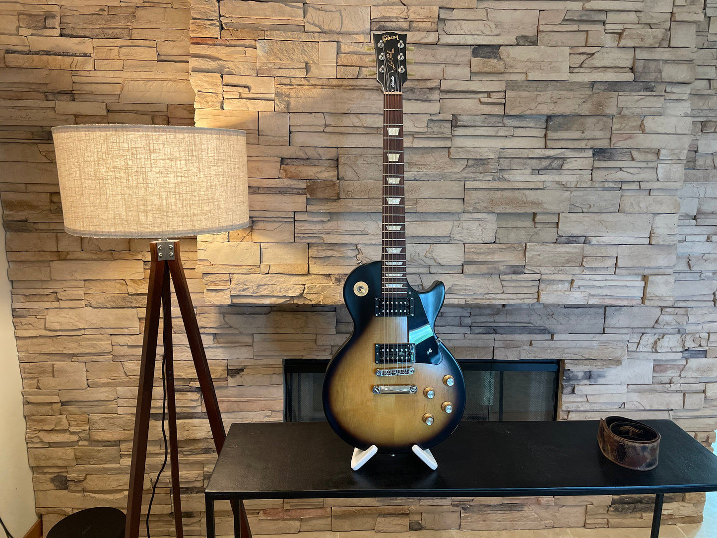 Gibson Les Paul Studio – 2 Tone Burst