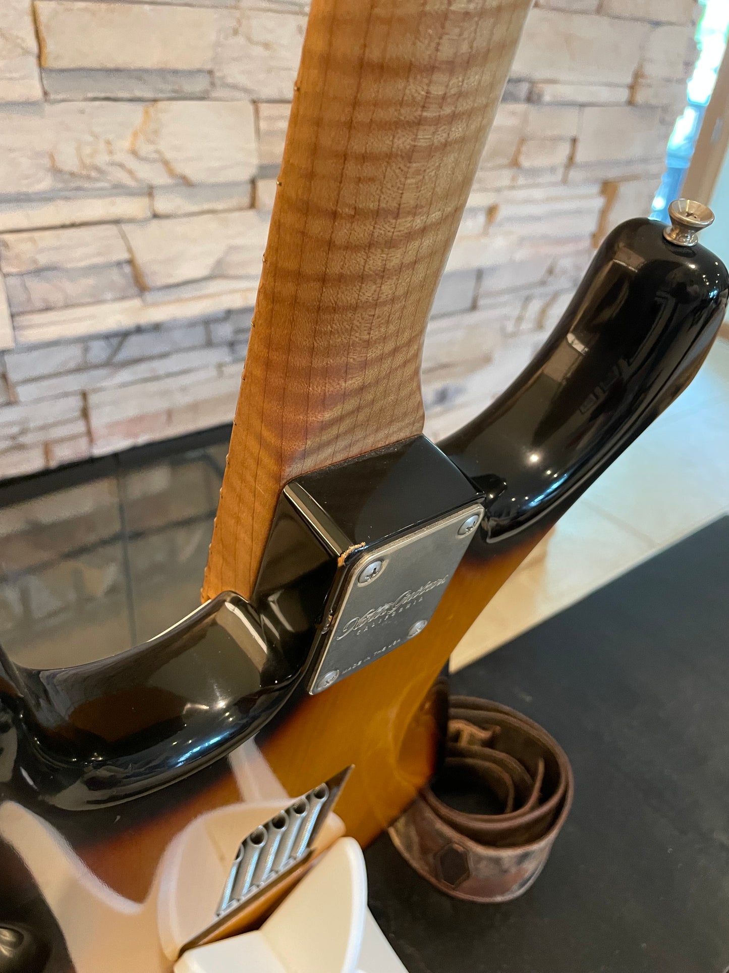 Xotic XSC Pro 2 – 2 Color Sunburst