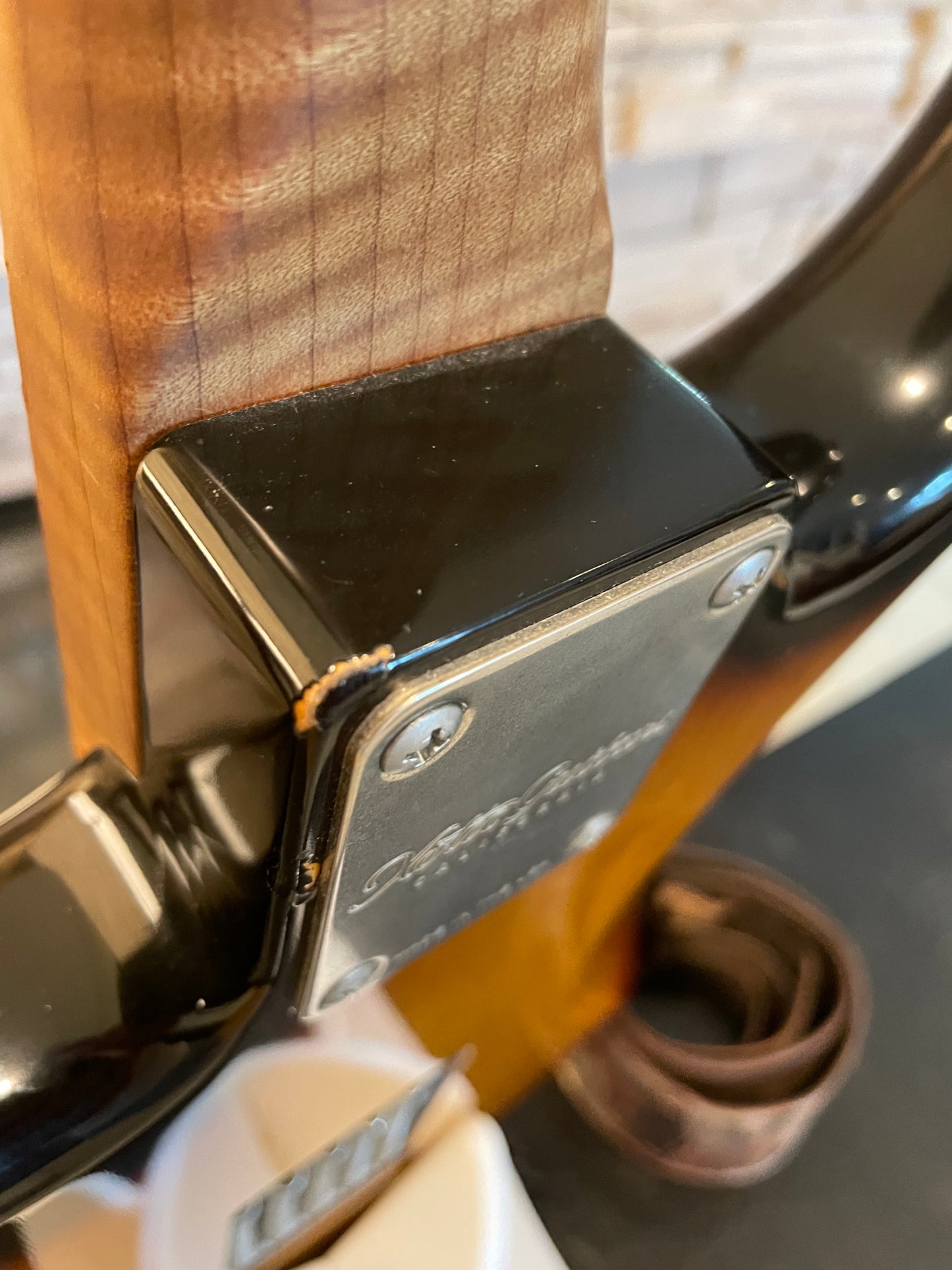 Xotic XSC Pro 2 – 2 Color Sunburst