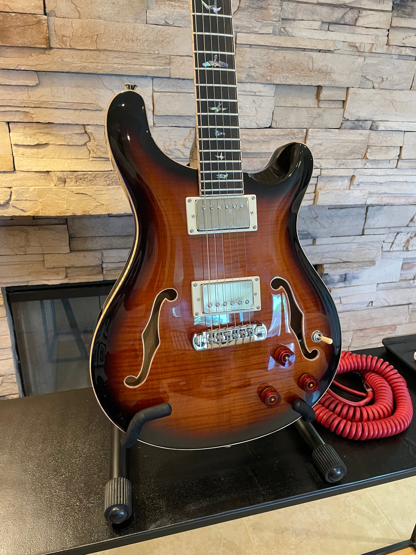 PRS SE Hollowbody II Piezo – Black Gold Burst