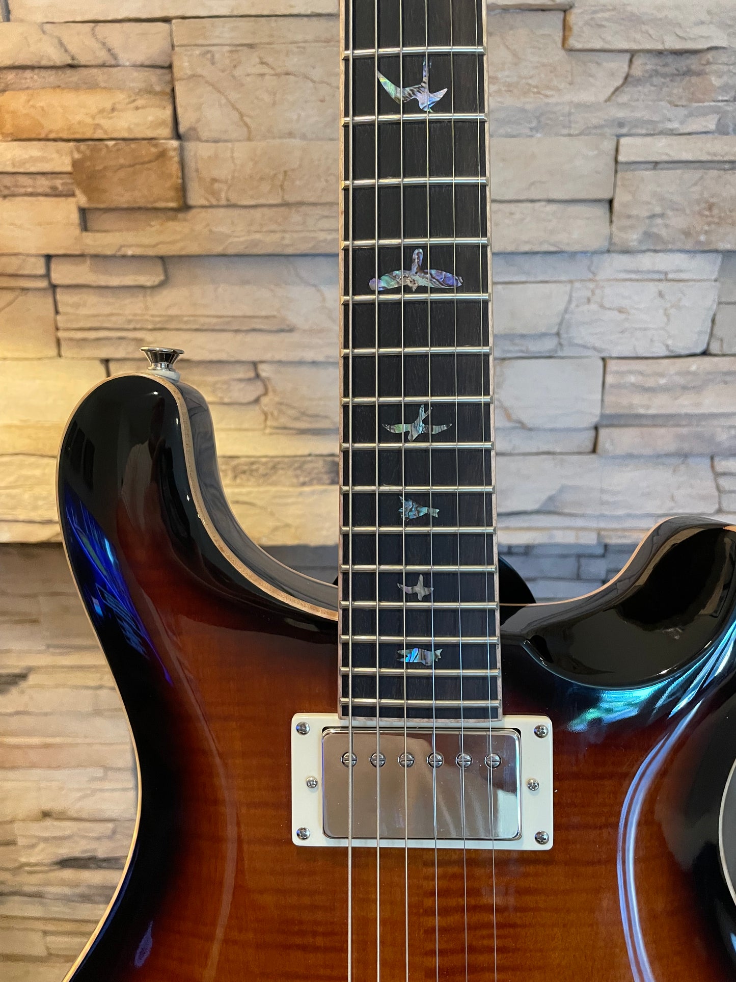 PRS SE Hollowbody II Piezo – Black Gold Burst