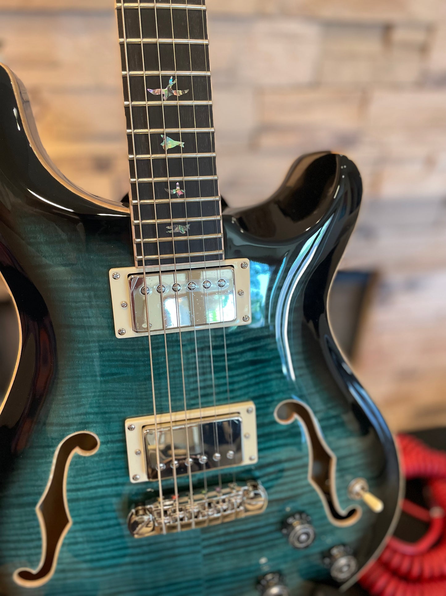 PRS SE Hollowbody II Piezo – Peacock Blue Burst