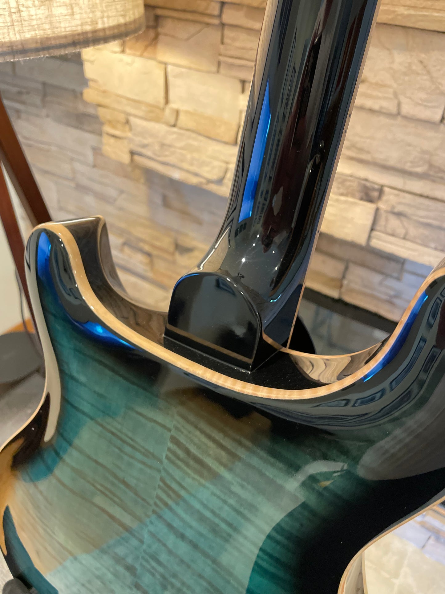 PRS SE Hollowbody II Piezo – Peacock Blue Burst