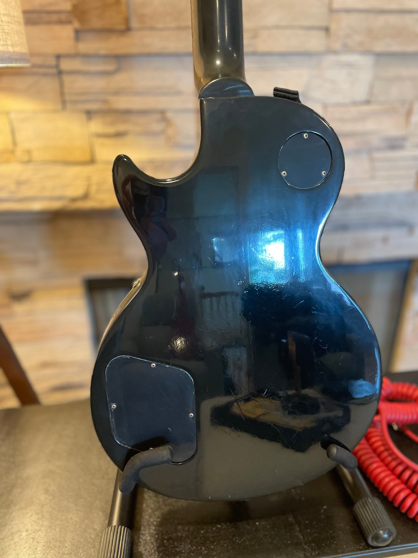 Gibson Les Paul Standard – Ebony / Black