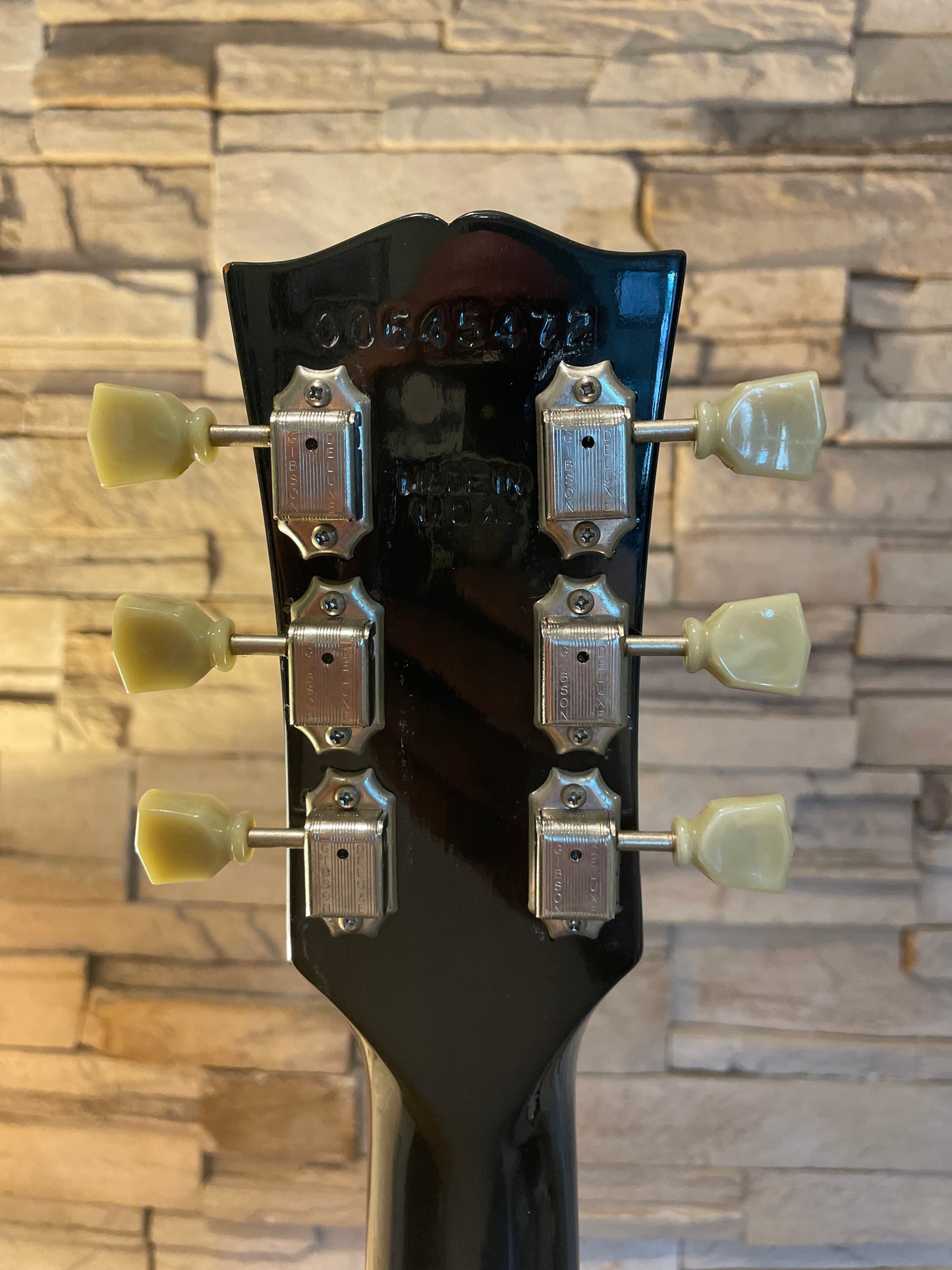 Gibson Les Paul Standard – Ebony / Black