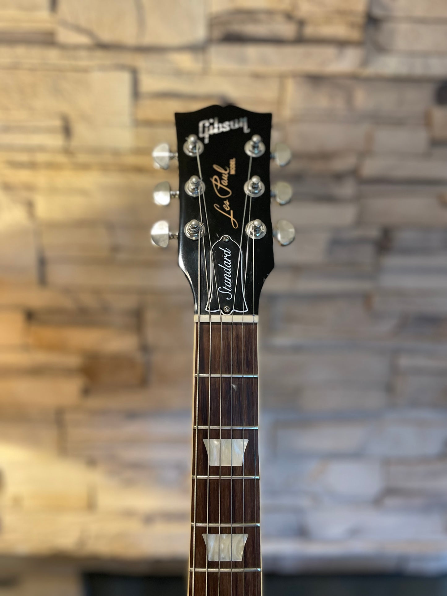 Gibson Les Paul Standard – Dark Cherry Burst