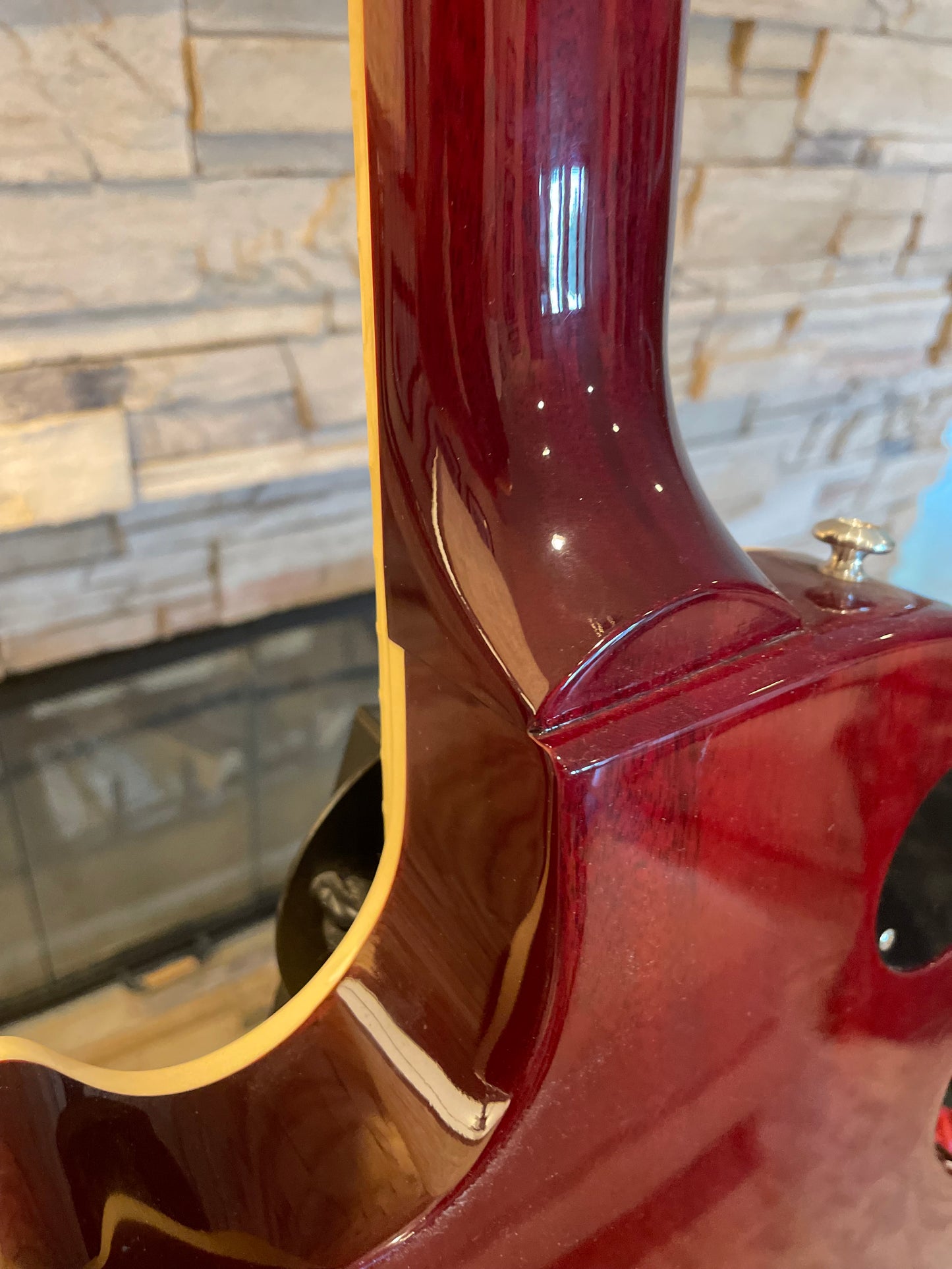 Gibson Les Paul Standard – Dark Cherry Burst