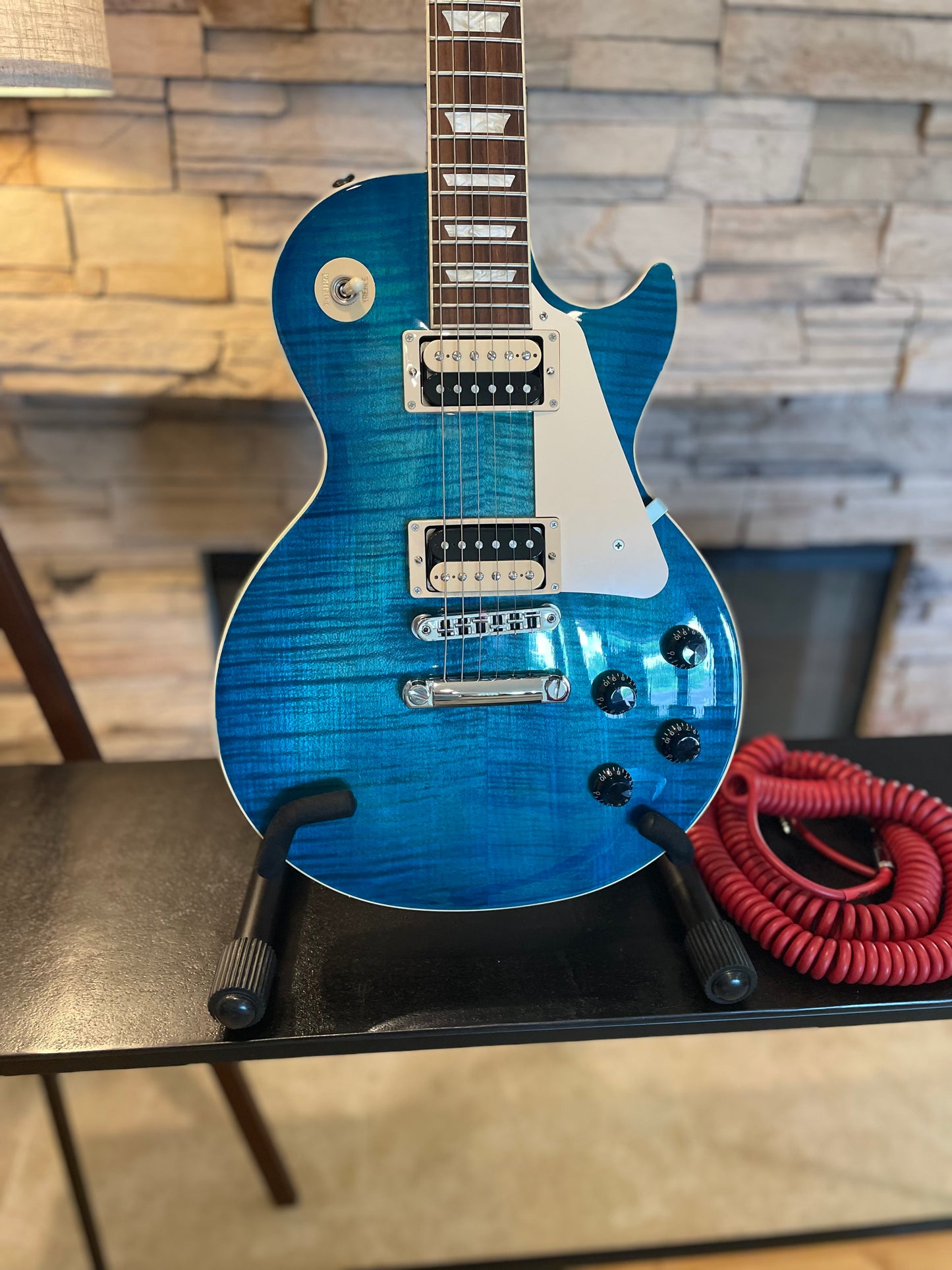 Gibson Les Paul Traditional Pro V AAA Flame Top – Ocean Water Perimeter