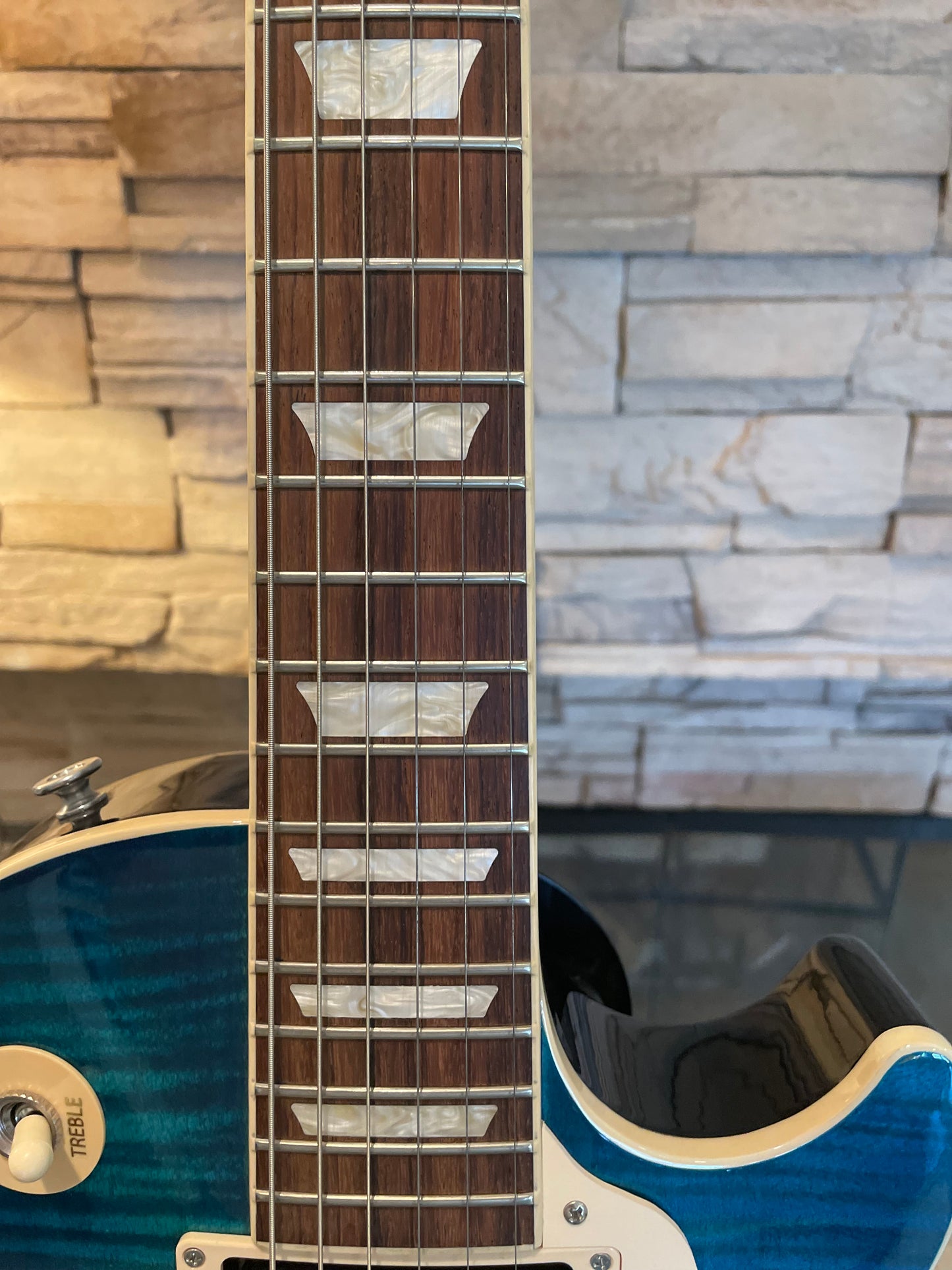 Gibson Les Paul Traditional Pro V AAA Flame Top – Ocean Water Perimeter