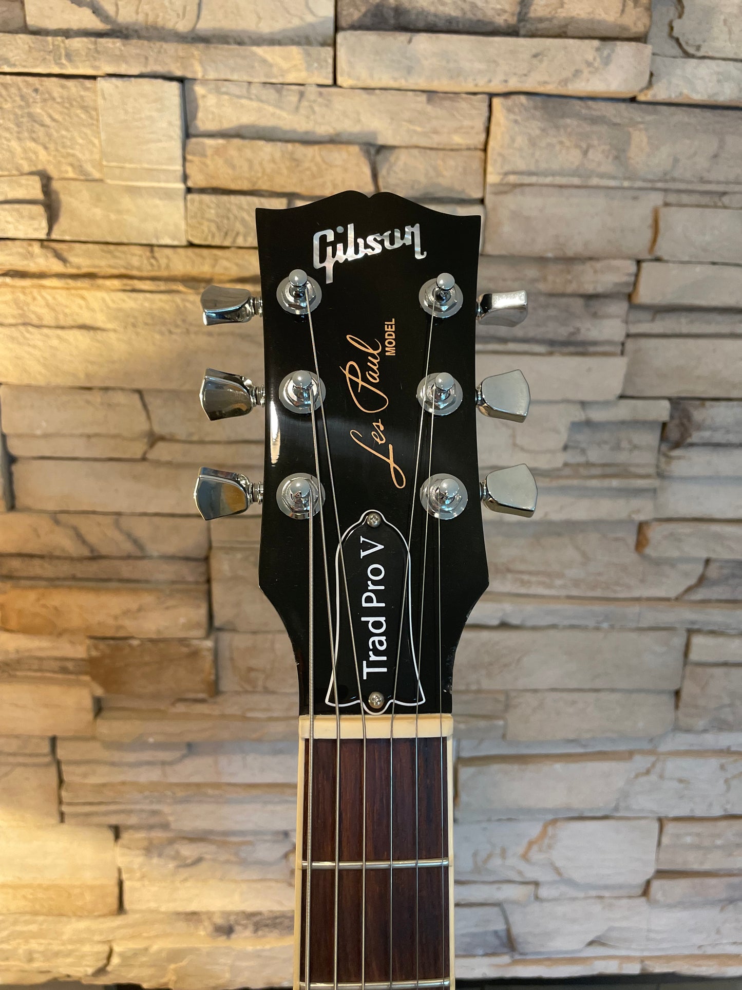 Gibson Les Paul Traditional Pro V AAA Flame Top – Ocean Water Perimeter